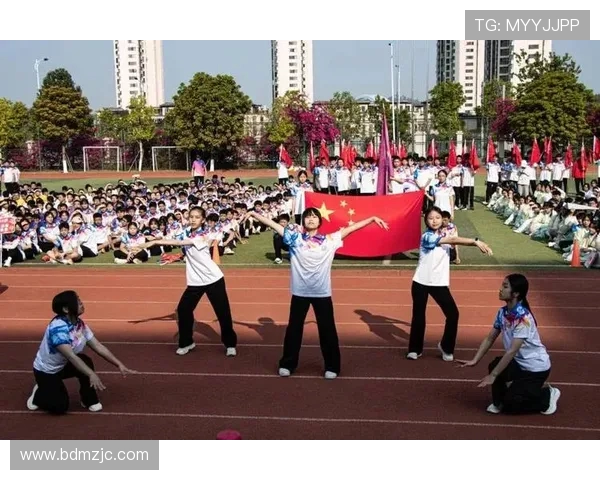 青春逐梦赛场激情绽放奋力拼搏谱写精彩人生华章