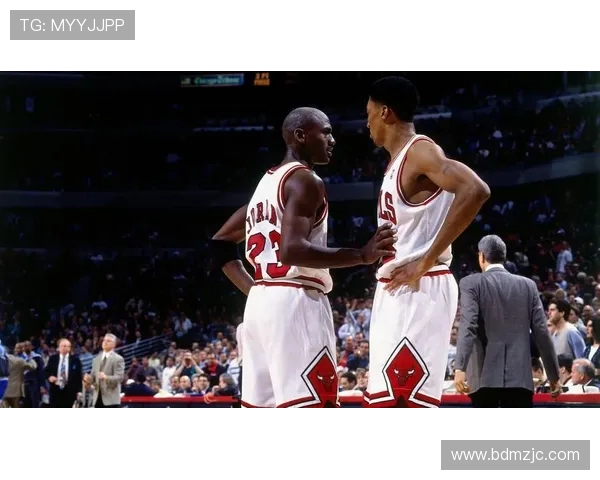 芝加哥公牛队迎战强敌 力争季后赛席位 展现全力拼搏精神