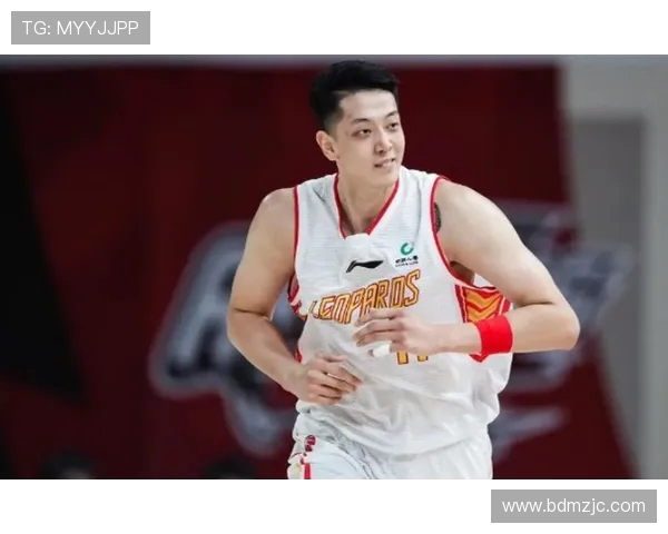 上海久事主场激战深圳马可波罗巅峰对决上演谁能笑到最后