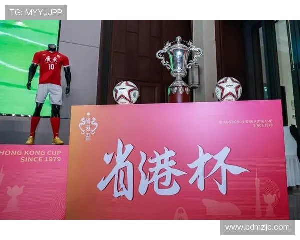 深圳足球队荣登全国足球耐力排行榜首位引发热议