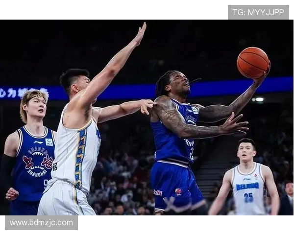 CBA精彩对决上海队与北京队比赛录像回放全程回顾与精彩瞬间分析