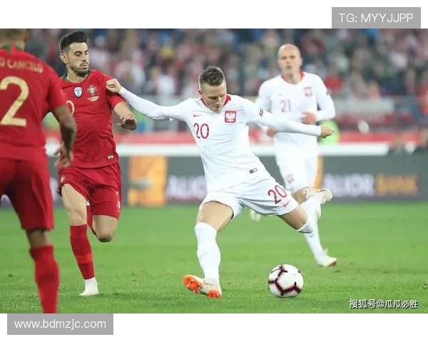 卢卡库重返英超赛场能否重现巅峰状态引发球迷热议与期待 卢卡库重返英超赛场能否重现巅峰状态引发球迷热议与期待