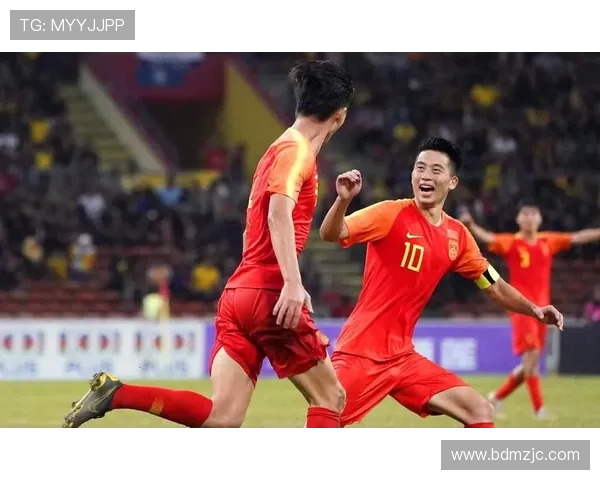 国足12强赛迎战韩国队全力以赴争取胜利展现中国足球新希望